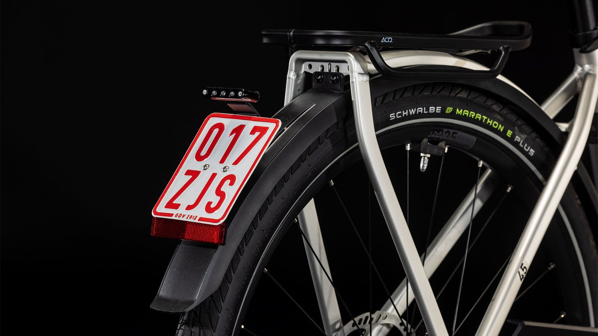 CUBE KATHMANDU HYBRID 45 750